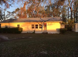 104 Briarwood St, Wewahitchka, FL 32465