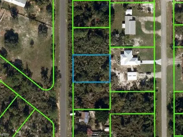 215 Boren Ave, Lake Placid, FL 33852