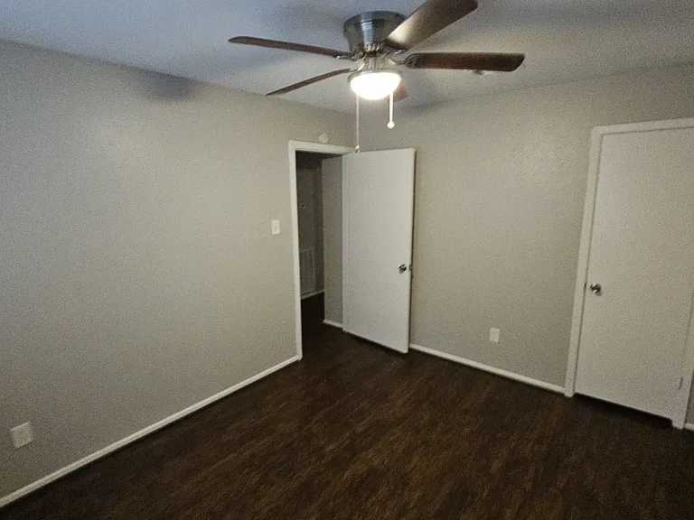 4430 McCleester Dr — Photo 12