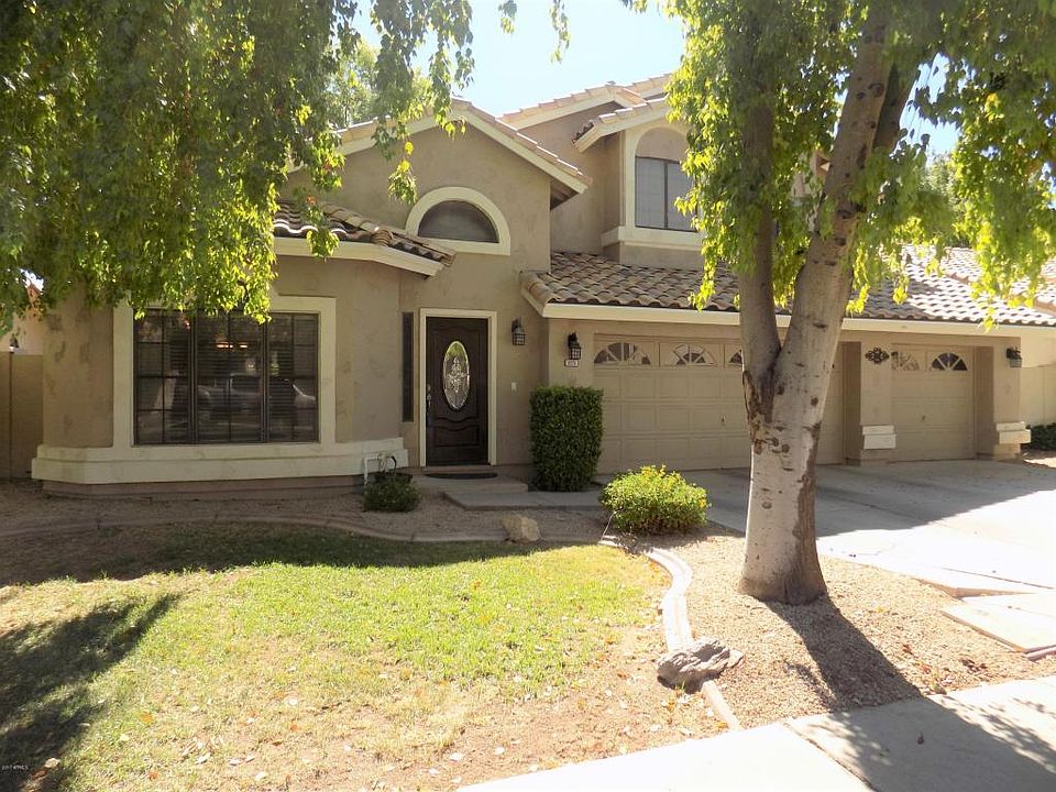 1st image of 925 N Seaborn Ln
