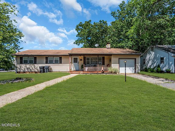 3rd image of 254 Westwood Place