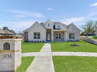 3711 Sumner Ct, Sherman, TX 75090