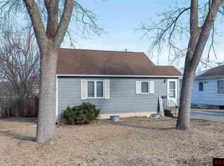 508 W 6th St, Mankato, MN 56001