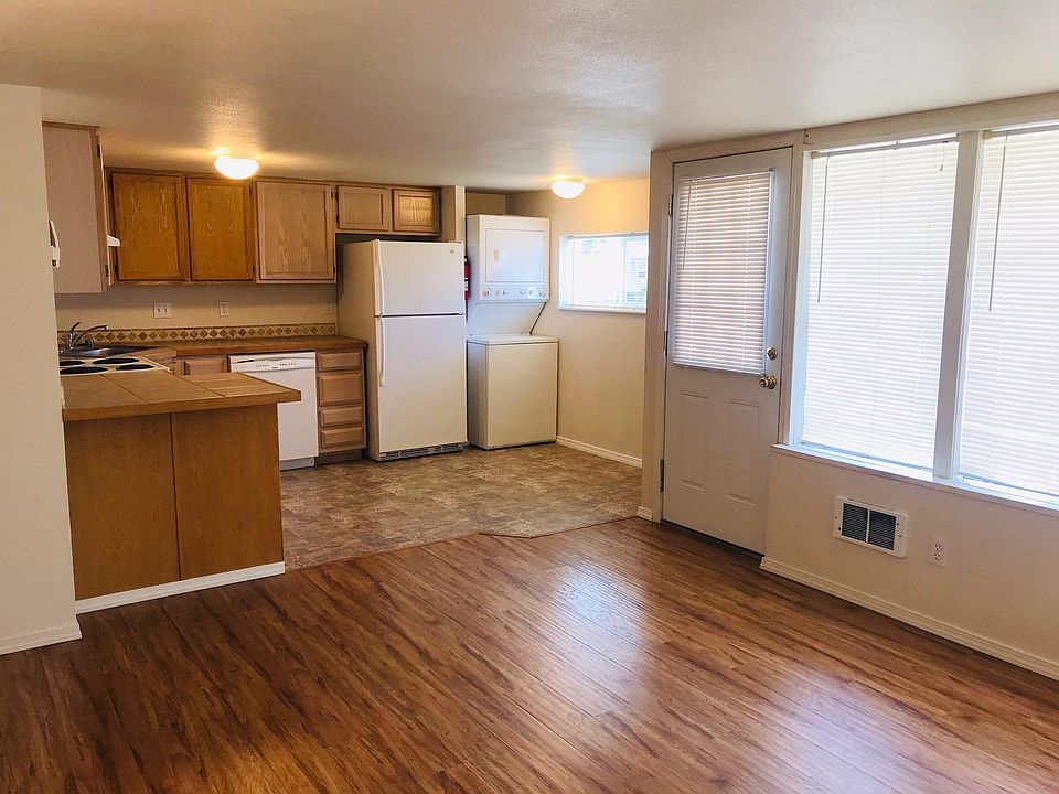 2nd image of 312 Rossell Ave