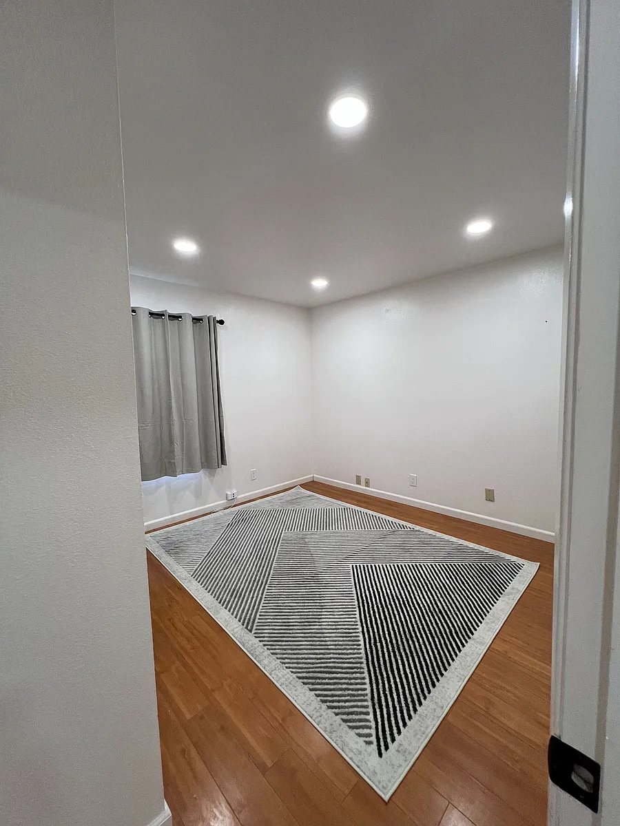 Building Photo - Havenhill Way