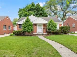 1443 Birchcrest Dr, Dearborn, MI 48124