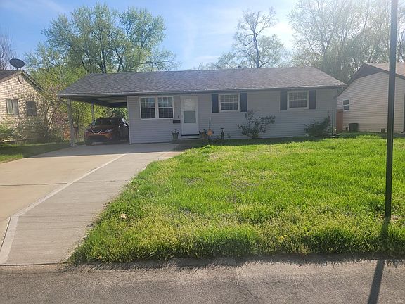 2nd image of 770 Tyson Dr