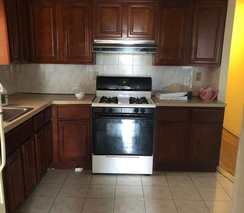 1st image of 1929 82nd St Floor 2