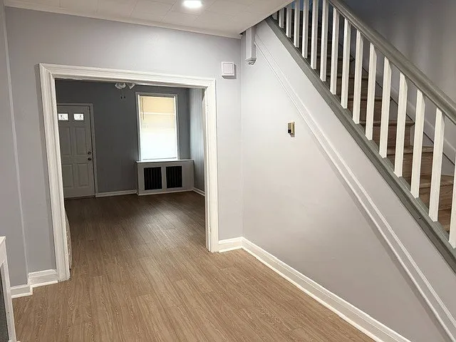 2627 Grogan Ave — Photo 5