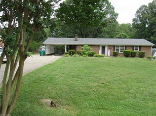 756 Sommerdale Ct, Rural Hall, NC 27045