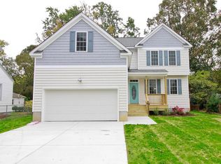 28 Mitchell Rd, Hampton, VA 23669