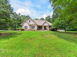 317 Georgee Rd, Jamestown, TN 38556