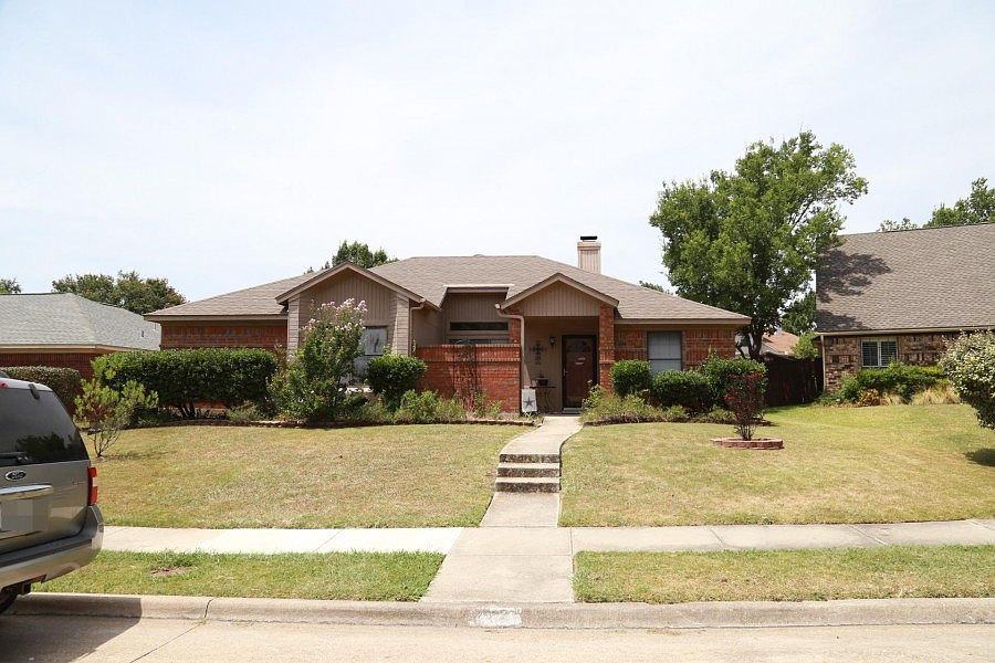 1st image of 2909 Sierra Dr