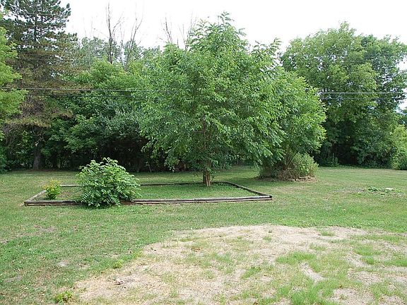5th image of 1138 Arrowhead Dr
