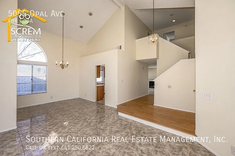 Four Bedroom Three Bathroom Home in Palmdale — Photo 4