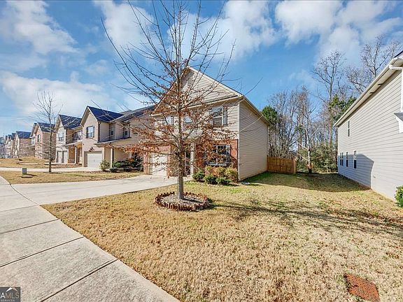 3rd image of 11945 Lovejoy Crossing Way
