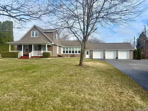 3800 N River Rd, Fort Gratiot, MI 48059
