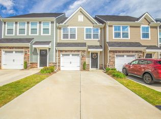 313 Hunt Glenn Ct, Greer, SC 29650