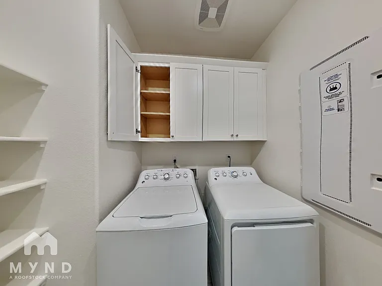 6130 Red Sun Dr — Photo 17