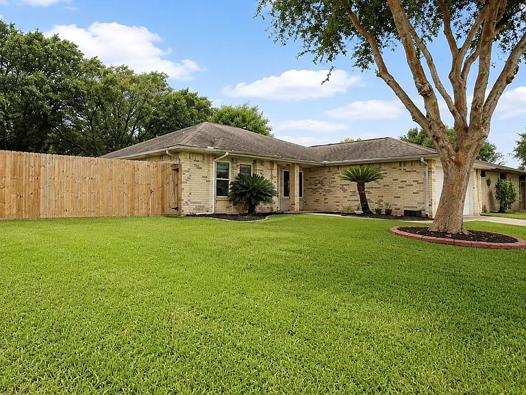 16814 Square Rigger Ln — Photo 3