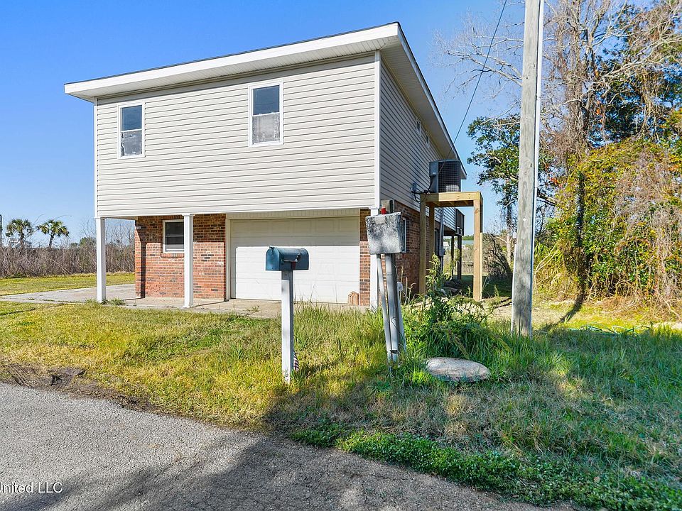 1st image of 2222 Mole Dr
