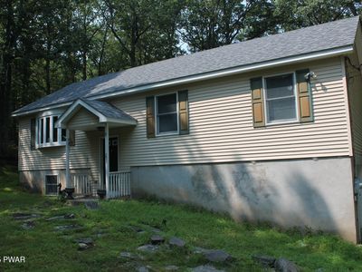203 Upper Lakeview Dr, Hawley, PA, 18428