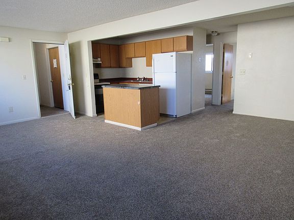 5th image of 2580 S McKinley St #4