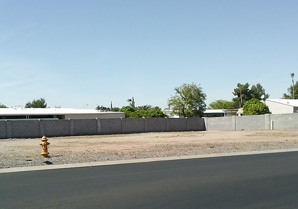 1st image of 8966 Fairway Blvd