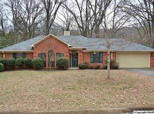 12105 Greenleaf Dr SE, Huntsville, AL 35803