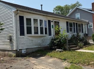 112 1/2 Fo Rd, Brockton, MA 02301