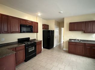 68 Pierpont St #1, New Haven, CT 06513