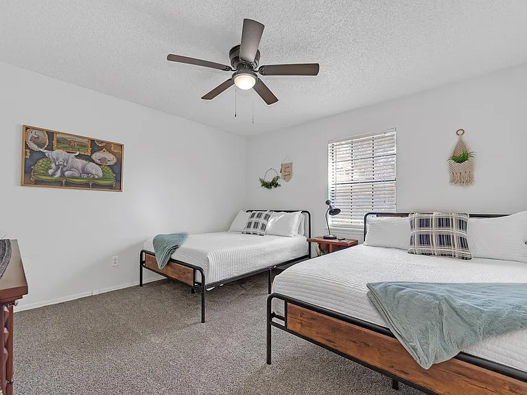 (2) Full Beds in Bedroom #1