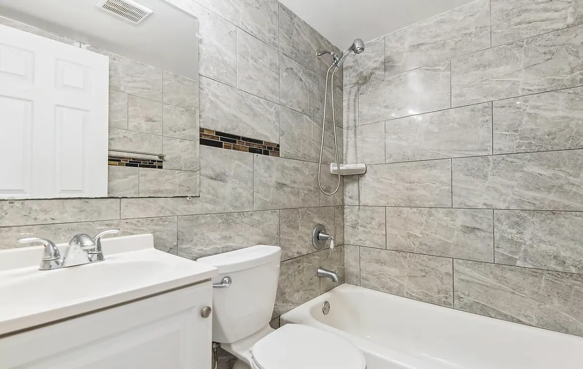 2 bed, 900 sqft, $1,500 — Photo 2