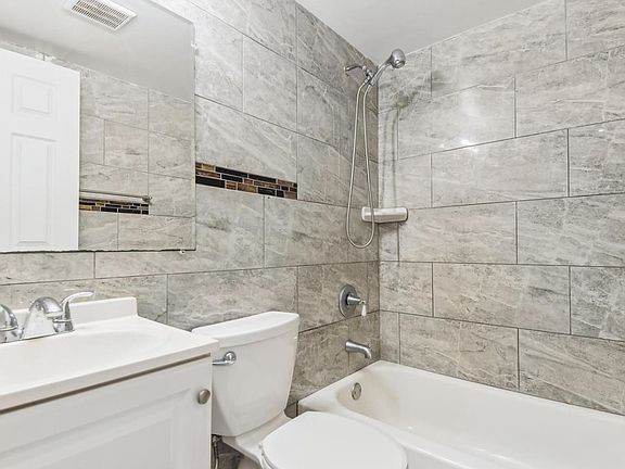 2nd image of 416 Hazlett Ave #5
