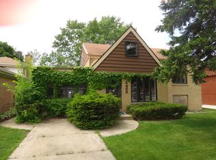 2428 S 9th Ave, North Riverside, IL 60546