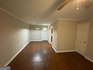 2 bed, 1.0 bath, 1000 sqft, $1,350 — Photo 3