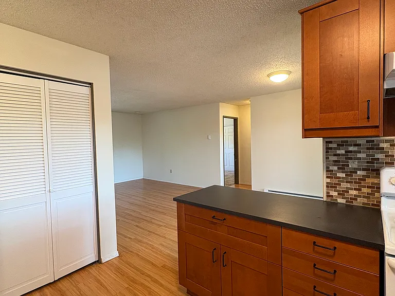 5910 SE 41st Ave #4.0 — Photo 5