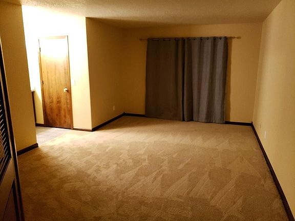 2nd image of 2621 E Vista Dr
