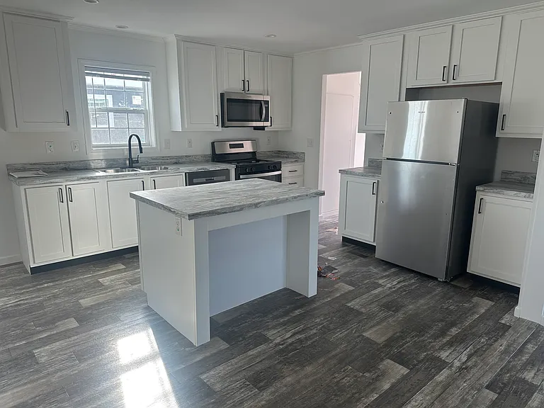 3607 Warren Ct — Photo 8
