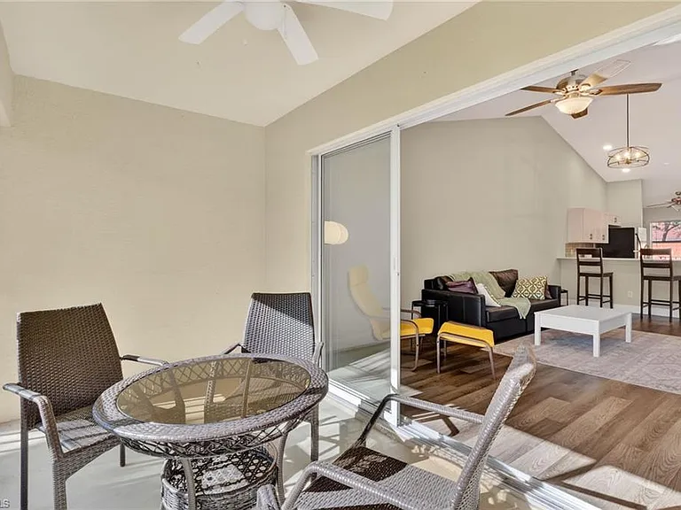 209 Robin Hood Cir #201 — Photo 12