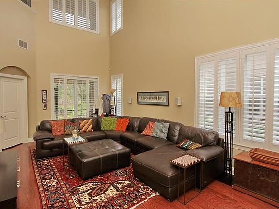 4th image of 4909 Anniston Cir