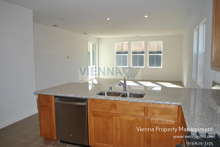 101 Chesapeake Ct — Photo 13