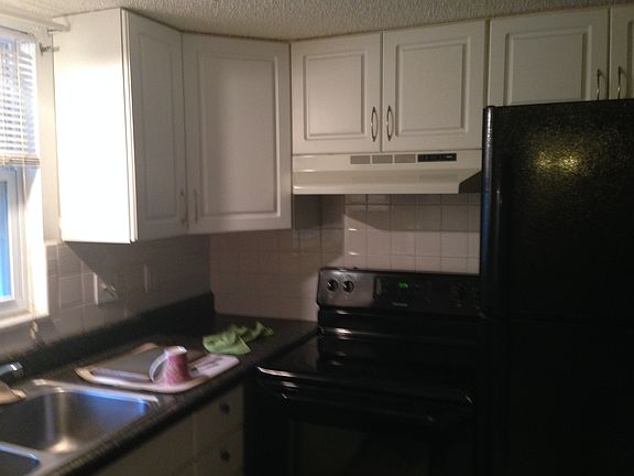 2nd image of 1831 East Dr