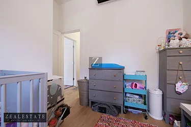 Rented by ZealEstate Group Inc
