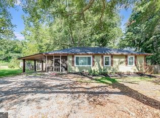 370 Happy Valley Cir, Newnan, GA 30263