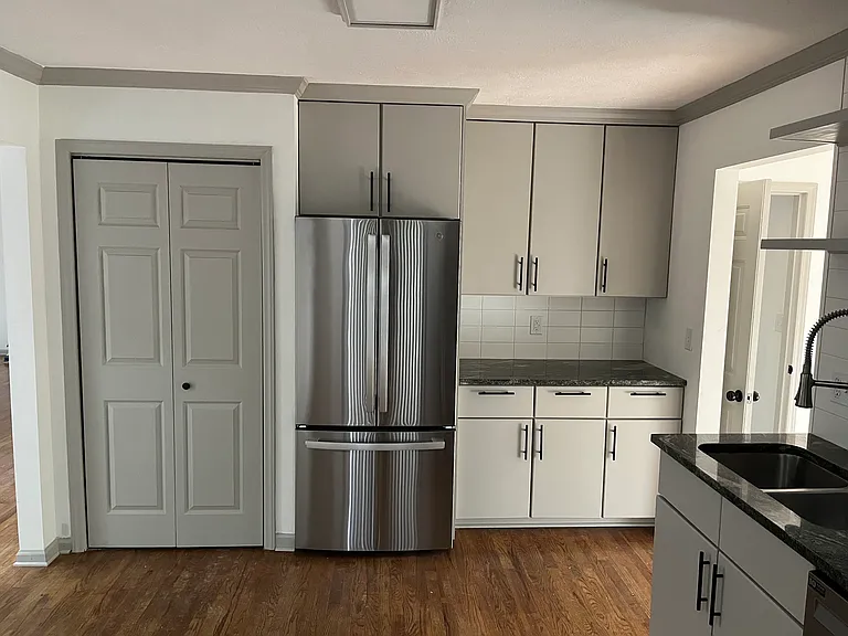 6141 Hanna Ct — Photo 3