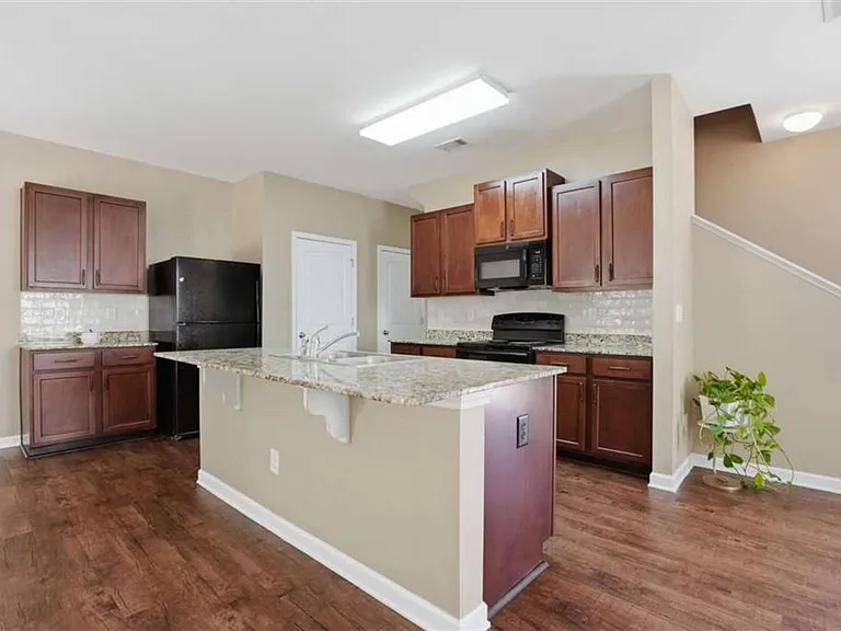 514 Altama Way — Photo 4