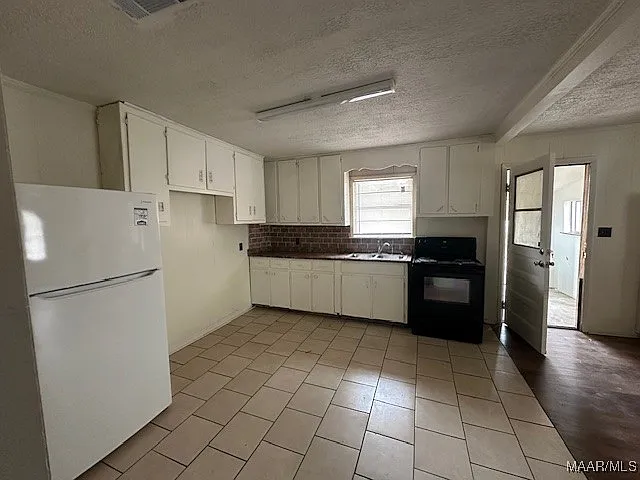 416 Saint James Church Loop — Photo 4