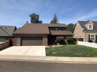 19077 N Lambert Way, Lockeford, CA 95237