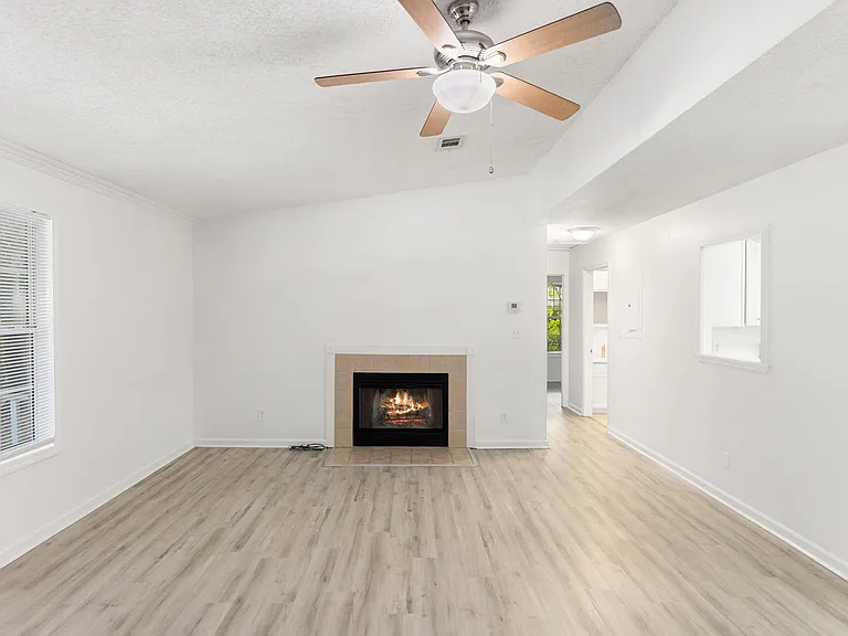 334 Calhoun Ave — Photo 35